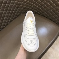 Louis Vuitton Men SNEAKER