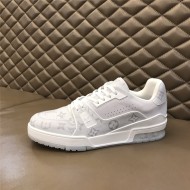 Louis Vuitton Men SNEAKER