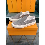 Louis Vuitton Men SNEAKER