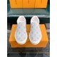 Louis Vuitton Men SNEAKER