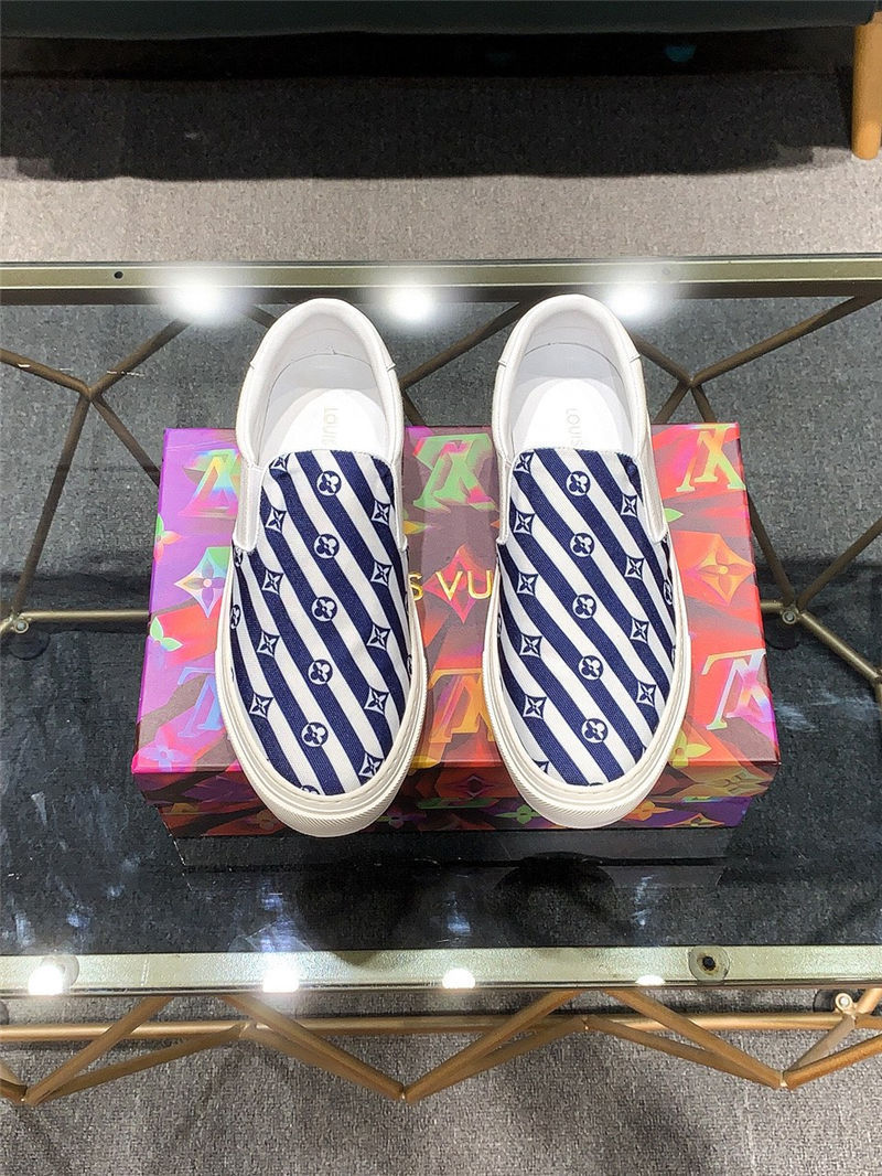 Louis Vuitton Men SNEAKER