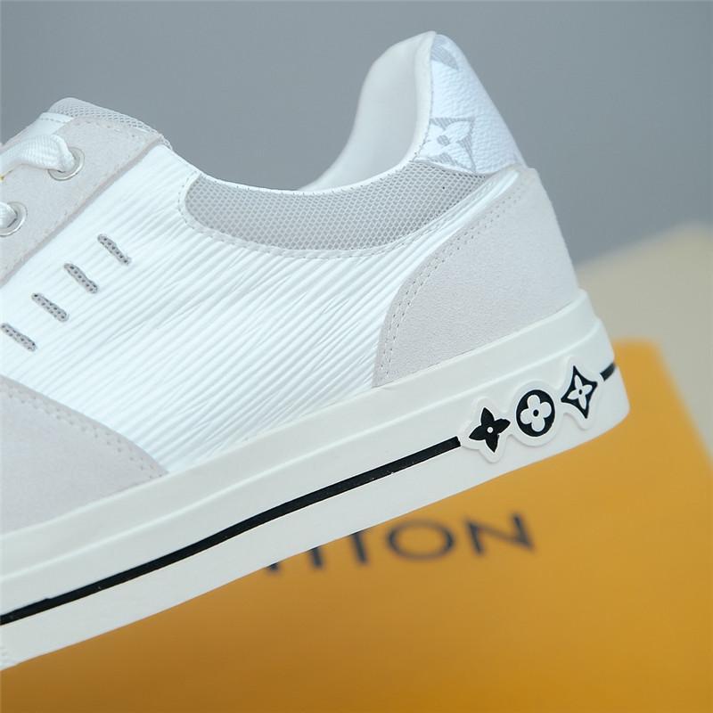 Louis Vuitton Men SNEAKER