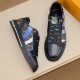 Louis Vuitton Men SNEAKER