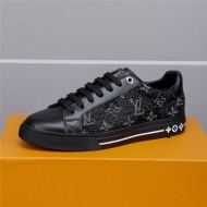 Louis Vuitton Men SNEAKER