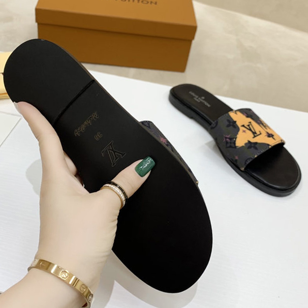 Louis Vuitton Lock It Flat Mule