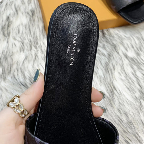 Louis Vuitton Lock It Flat Mule