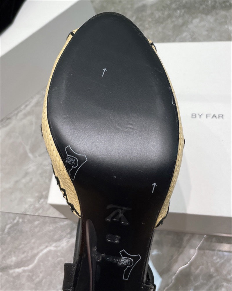 Louis Vuitton Sienna Sandal