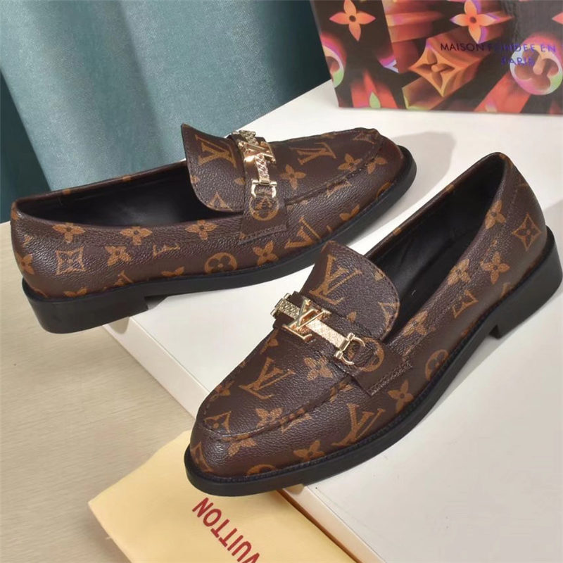 Louis Vuitton  Flat Loafer