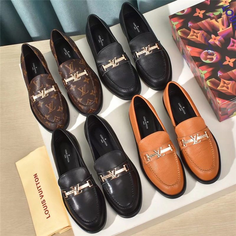 Louis Vuitton  Flat Loafer