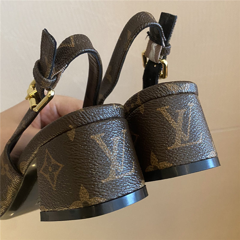 Louis Vuitton Slingback Pump