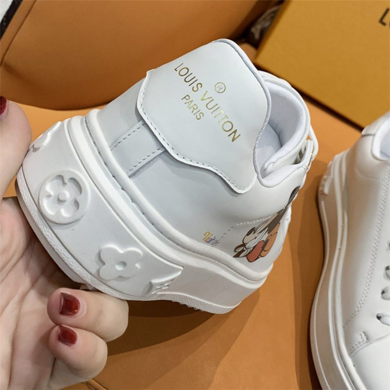 Louis Vuitton Women Sneakers