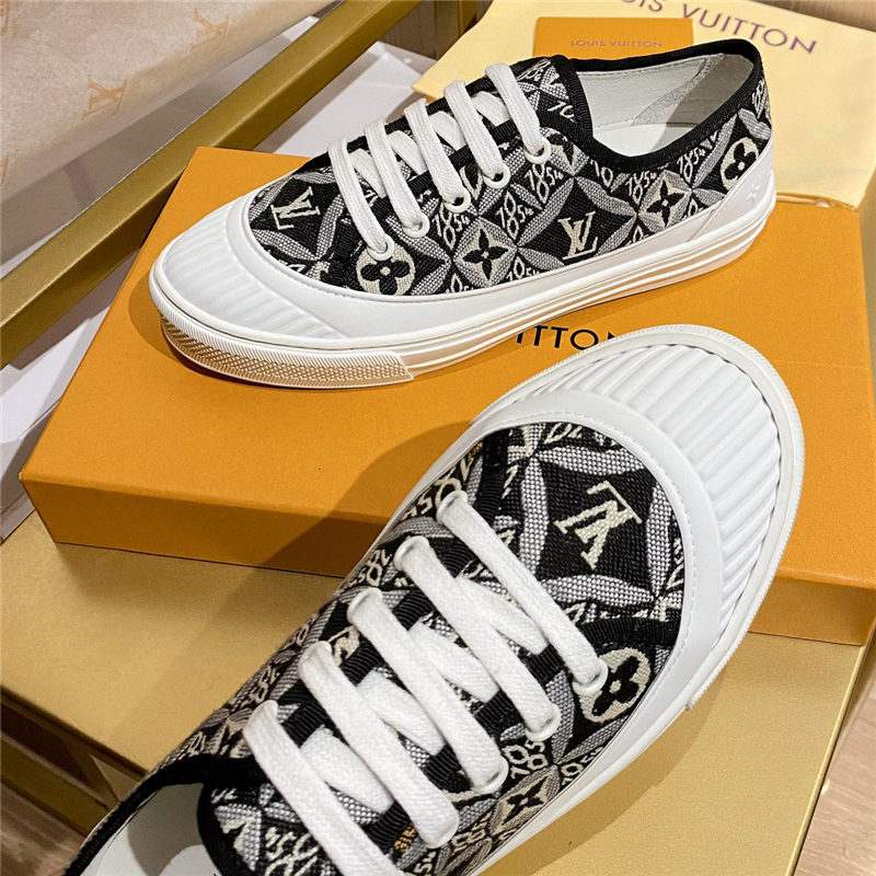 Louis Vuitton Women Sneakers