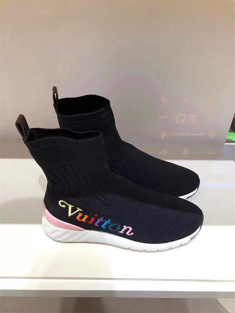 Louis Vuitton Women Sneakers