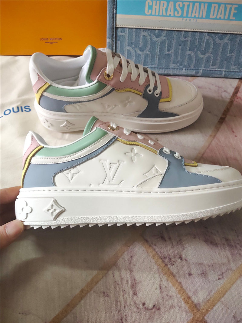 Louis Vuitton Women Sneakers