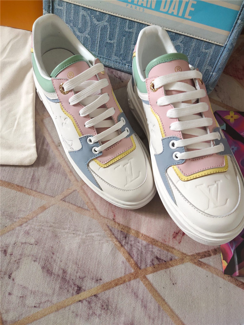 Louis Vuitton Women Sneakers