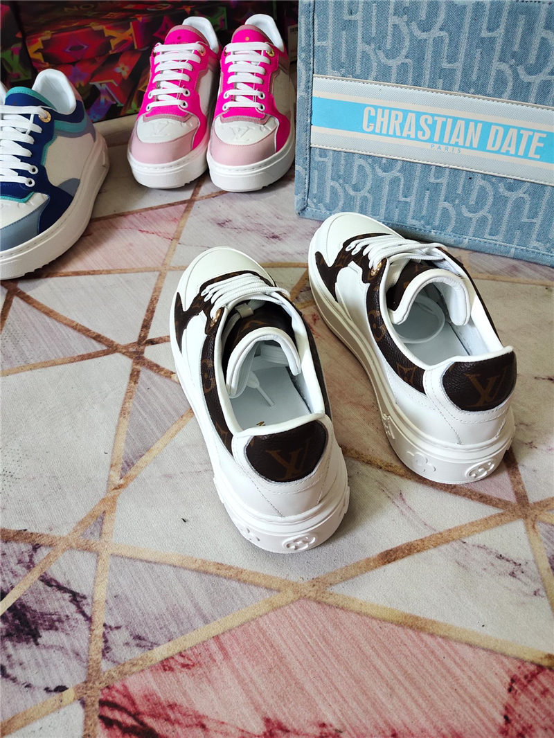 Louis Vuitton Women Sneakers