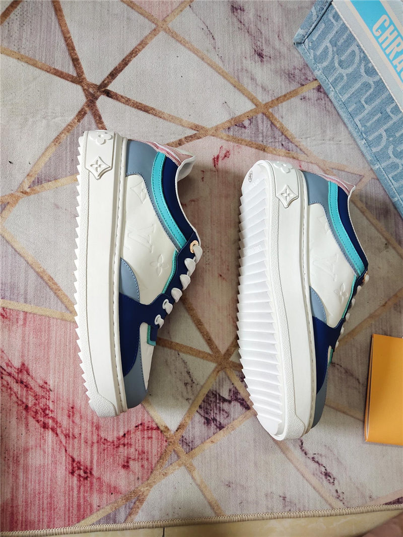 Louis Vuitton Women Sneakers