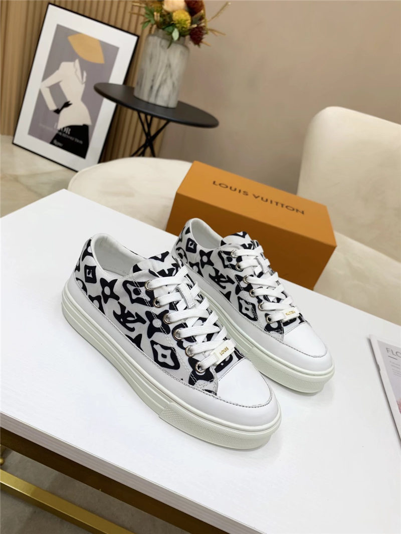 Louis Vuitton Women Sneakers