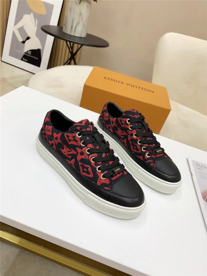 Louis Vuitton Women Sneakers