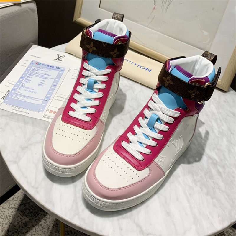 Louis Vuitton Women Sneakers