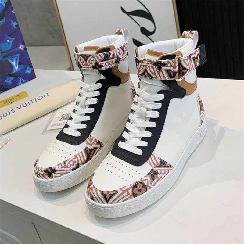 Louis Vuitton Women Sneakers