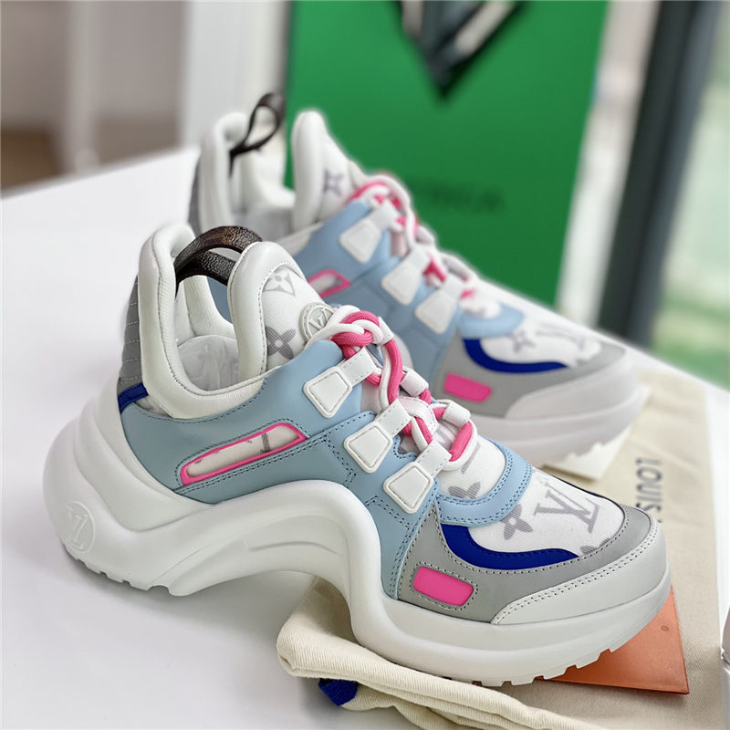 Louis Vuitton Women Sneakers