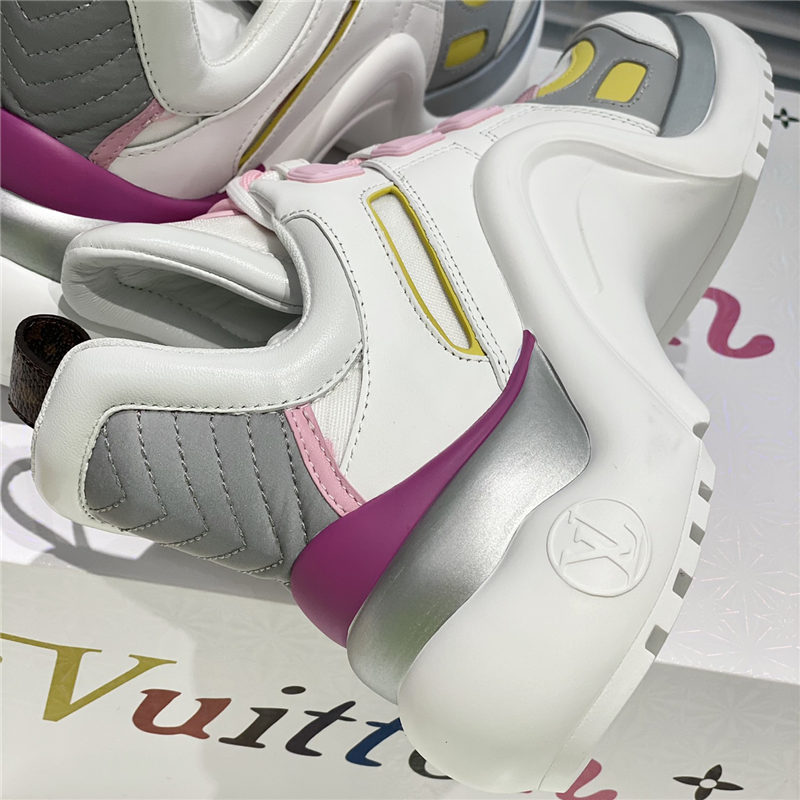 Louis Vuitton Women Sneakers