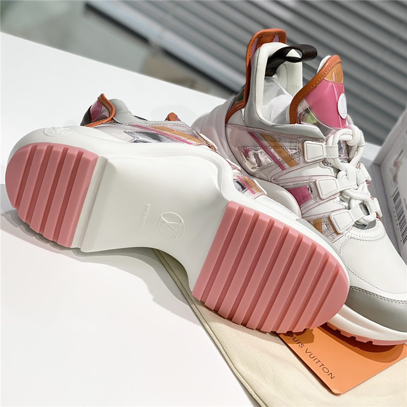 Louis Vuitton Women Sneakers