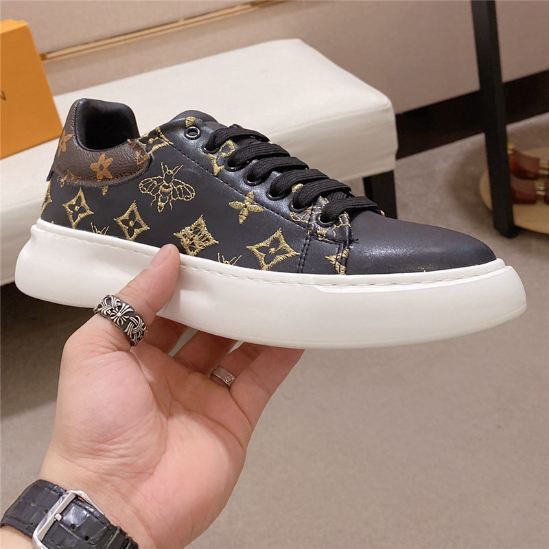 Louis Vuitton Men Sneakers