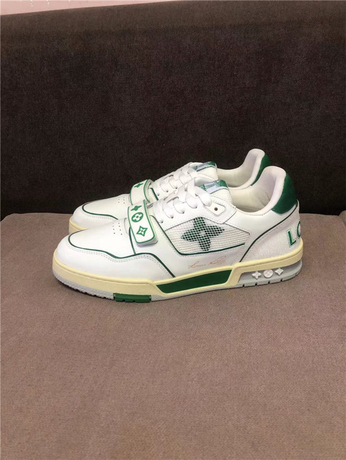 Louis Vuitton Men Sneakers