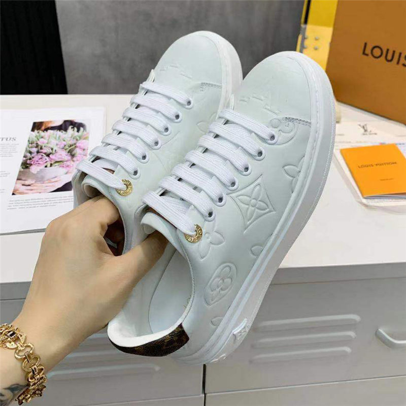 Louis Vuitton Men Women Sneakers