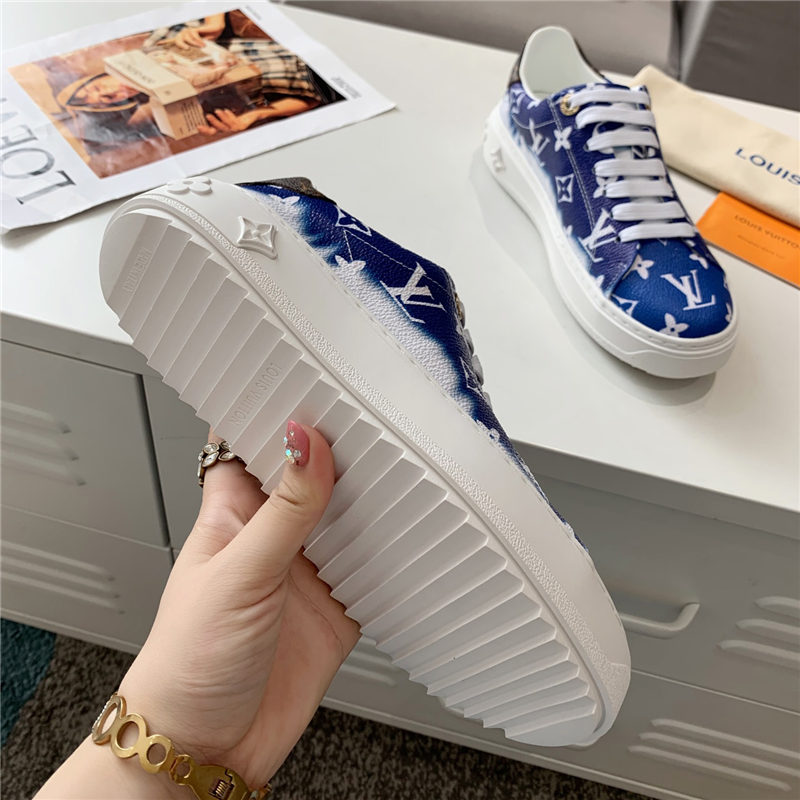 Louis Vuitton Men Women Sneakers