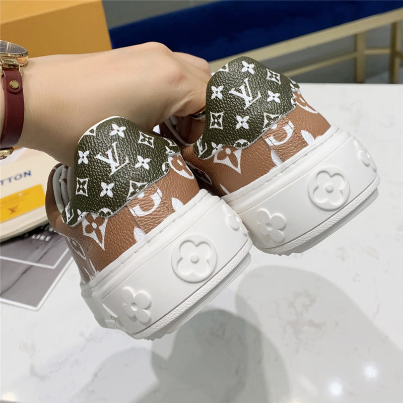 Louis Vuitton Men Women Sneakers