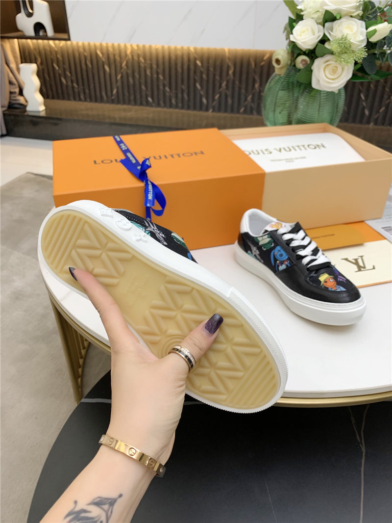 Louis Vuitton Men Women Sneakers