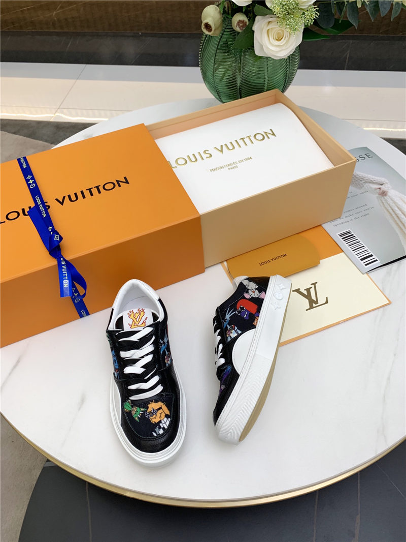 Louis Vuitton Men Women Sneakers