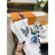 Louis Vuitton Men Women Sneakers