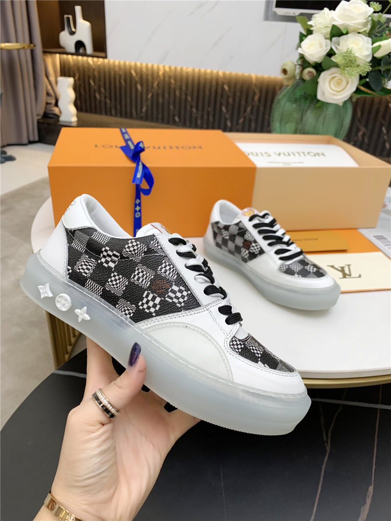 Louis Vuitton Men Women Sneakers