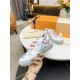 Louis Vuitton Men Women Sneakers