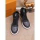 Louis Vuitton Men Women Sneakers