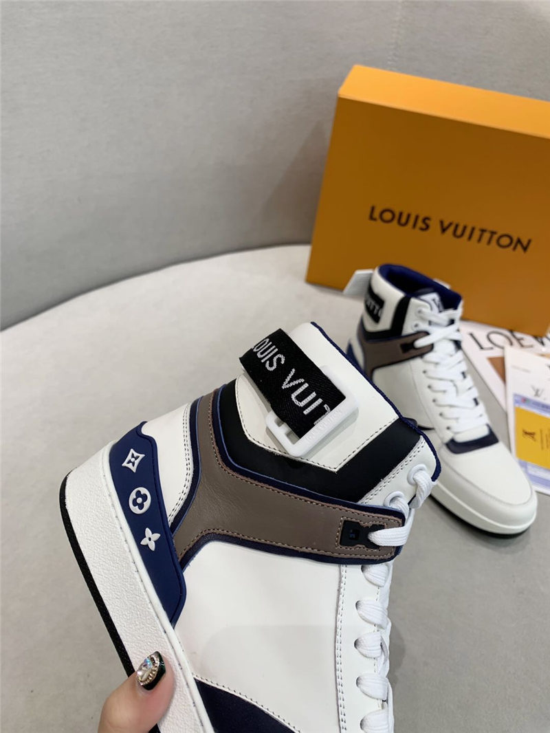 Louis Vuitton Men Women Sneakers