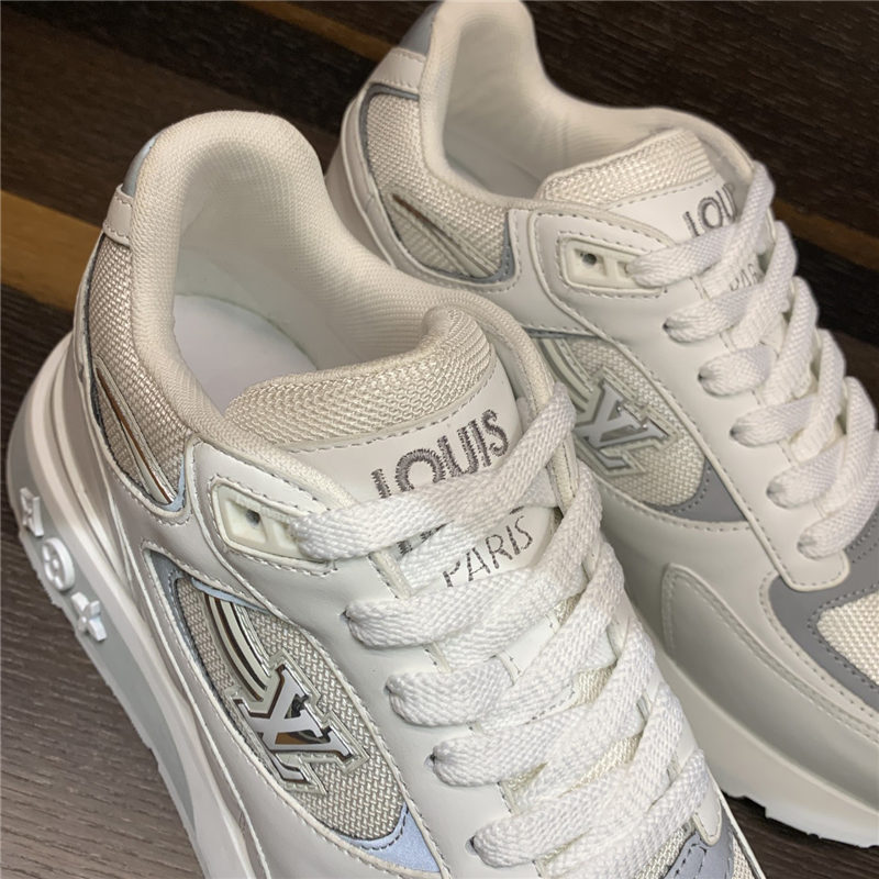 Louis Vuitton Men Women Sneakers