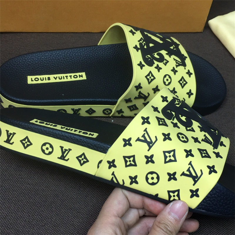 Louis Vuitton Men Women Mule