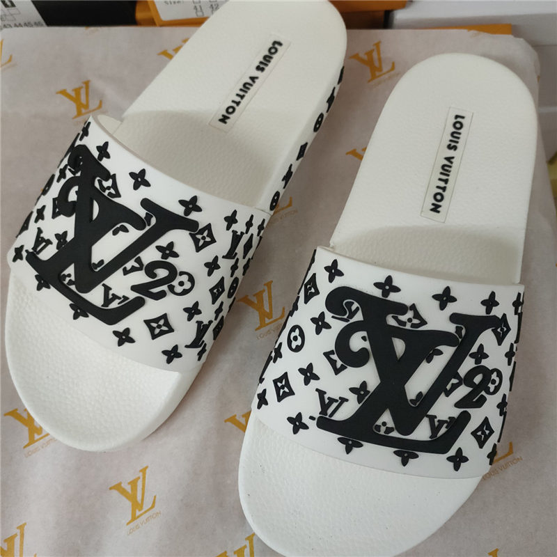 Louis Vuitton Men Women Mule