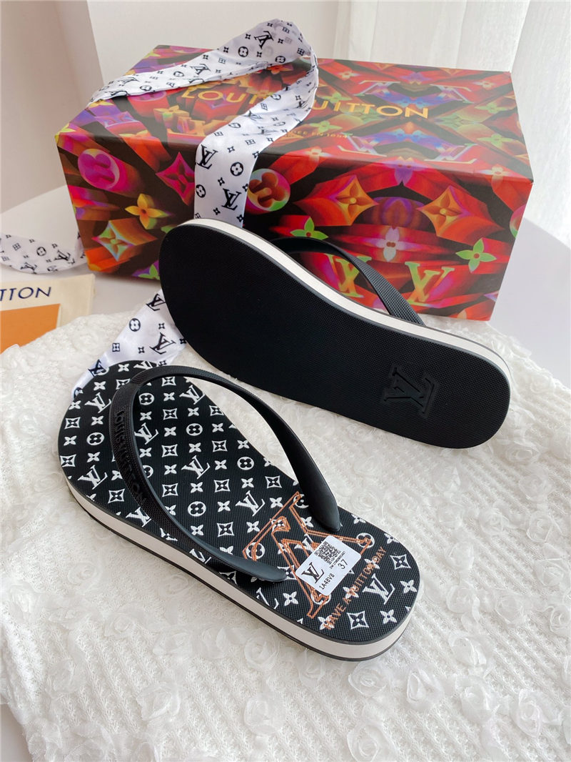 Louis Vuitton Men Women Mule