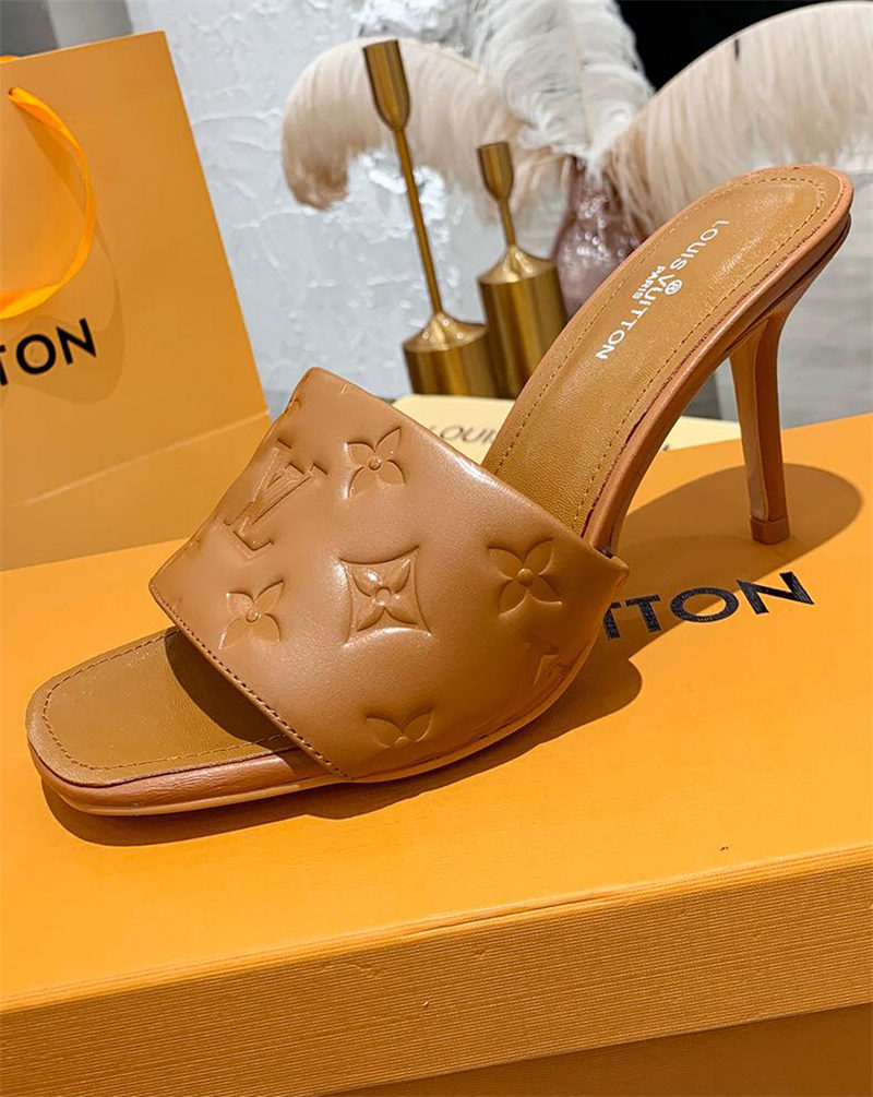 Louis Vuitton Women Mule