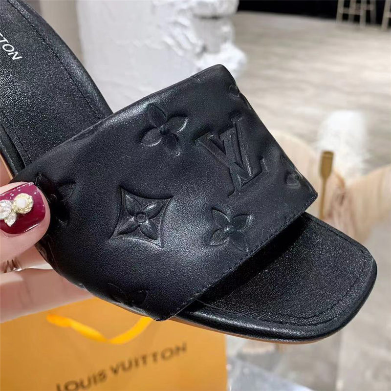 Louis Vuitton Women Mule