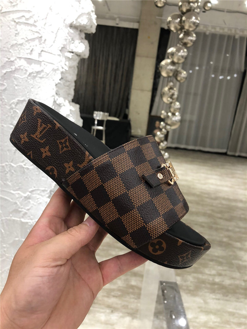 Louis Vuitton Women Mule