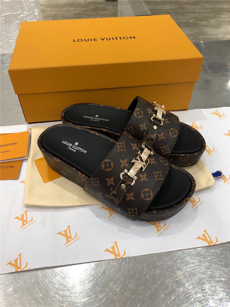 Louis Vuitton Women Mule