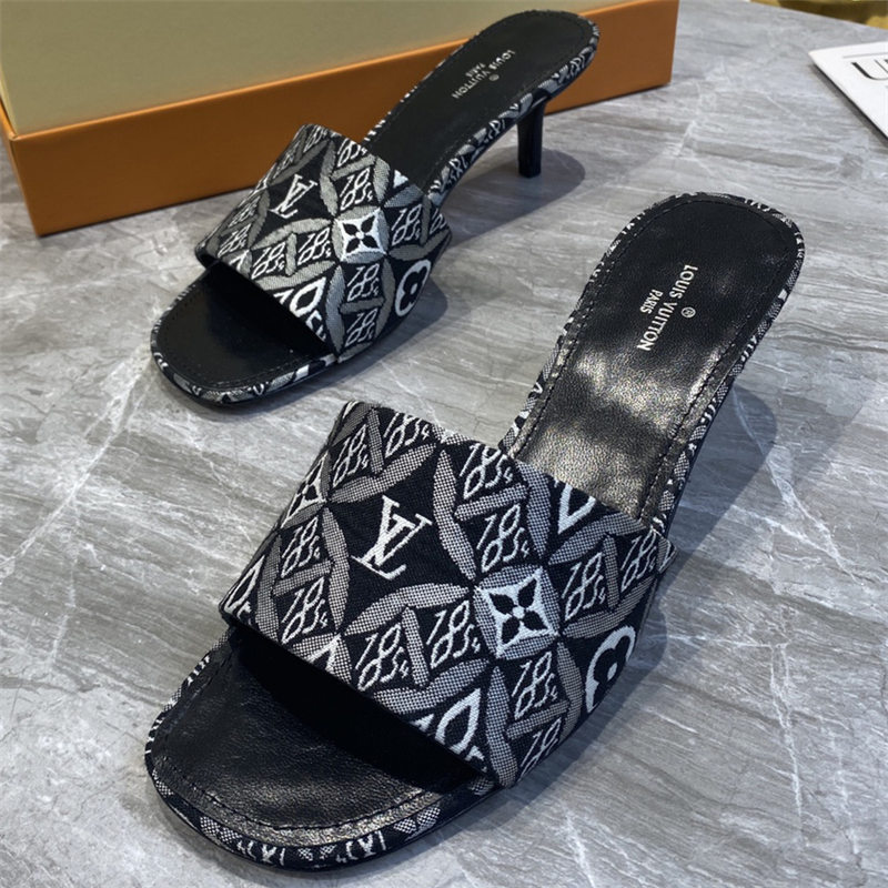 Louis Vuitton Women Mule