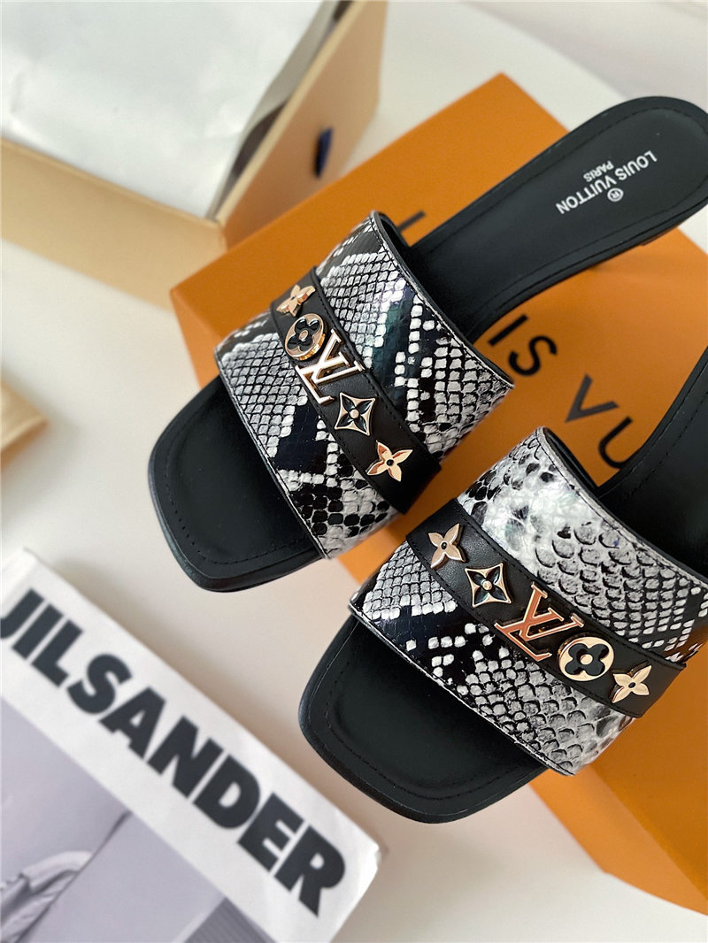 Louis Vuitton Women Mule